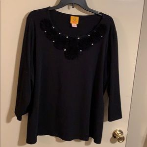 Pus size black knit top